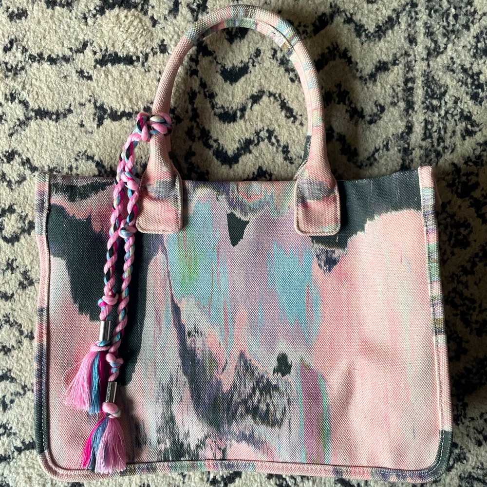 NWT! Vince Camuto Orla Tote